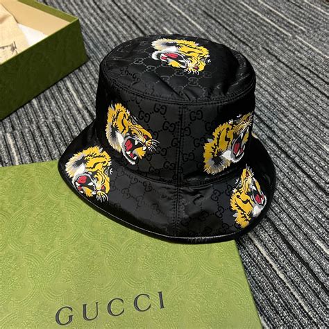 mũ Gucci gg